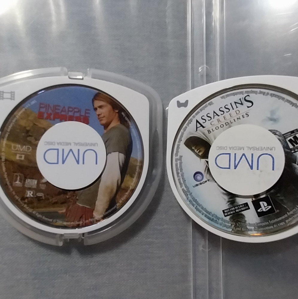 Game And Movies Set-Assassin's Creed Bloodlines, Pineapple Express and X.